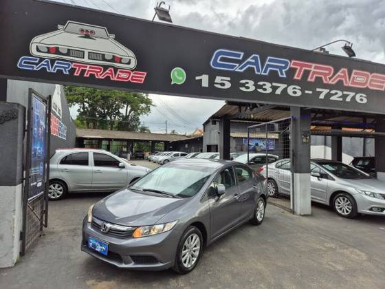 HONDA CIVIC 1.8 LXS 16V FLEX 4P AUTOMÁTICO HONDA CIVIC 1.8 LXS 16V FLEX 4P AUTOMÁTICO